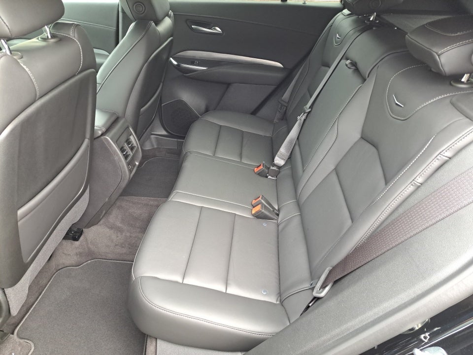 2025 Cadillac XT4 AWD Premium Luxury