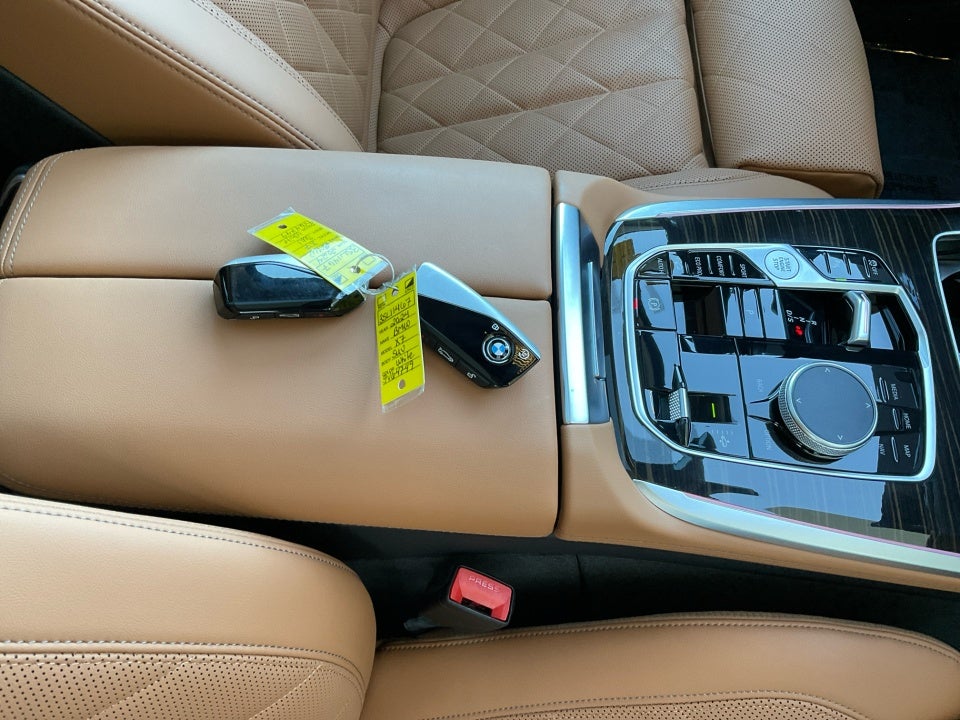 2024 BMW X7 xDrive40i