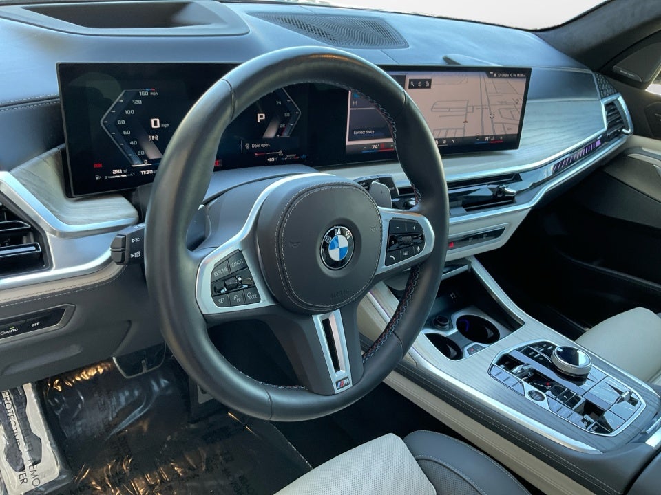 2024 BMW X7 M60i