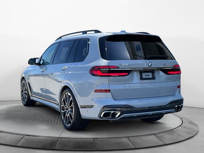 2024 BMW X7 M60i