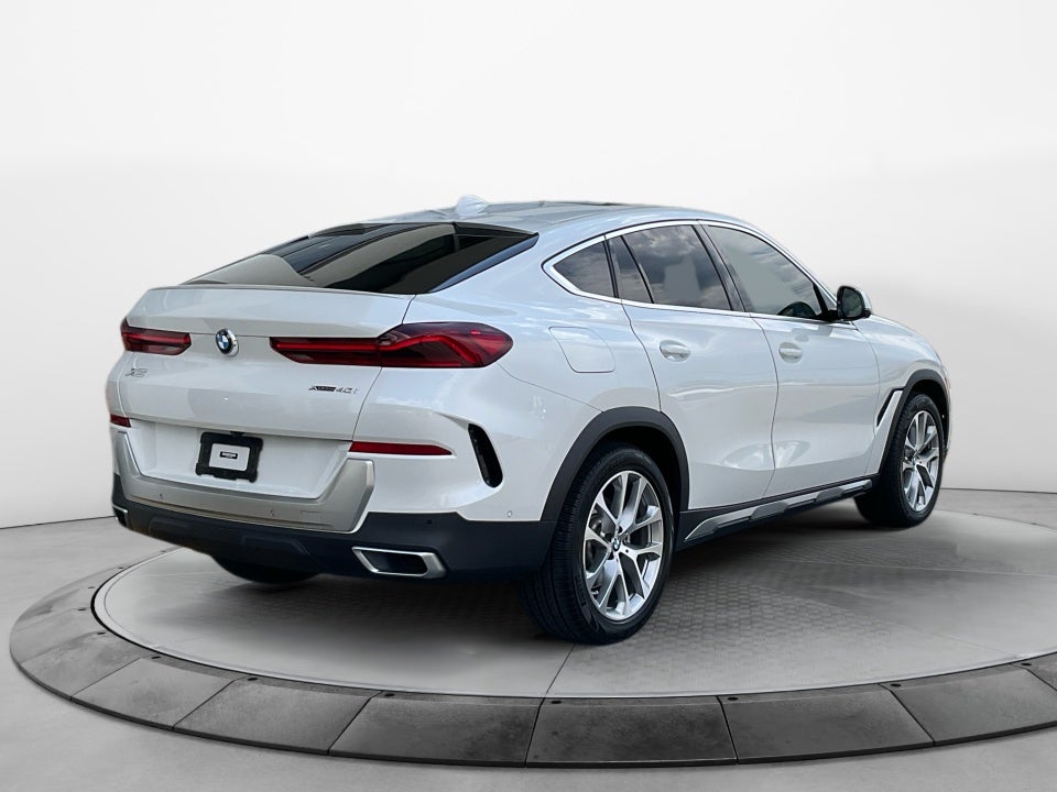 2022 BMW X6 xDrive40i