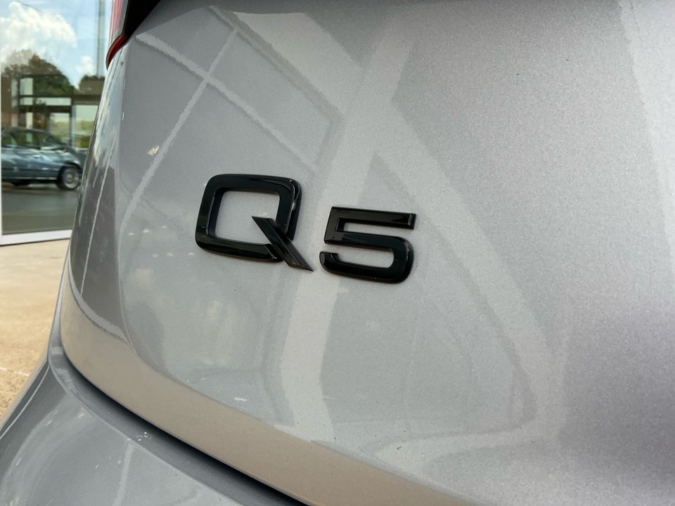 2023 Audi Q5 S line Premium Plus