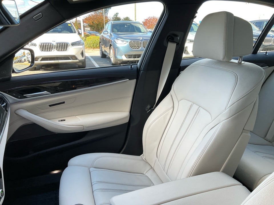 2023 BMW M550 i xDrive