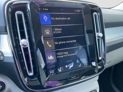 2020 Volvo XC40 Momentum