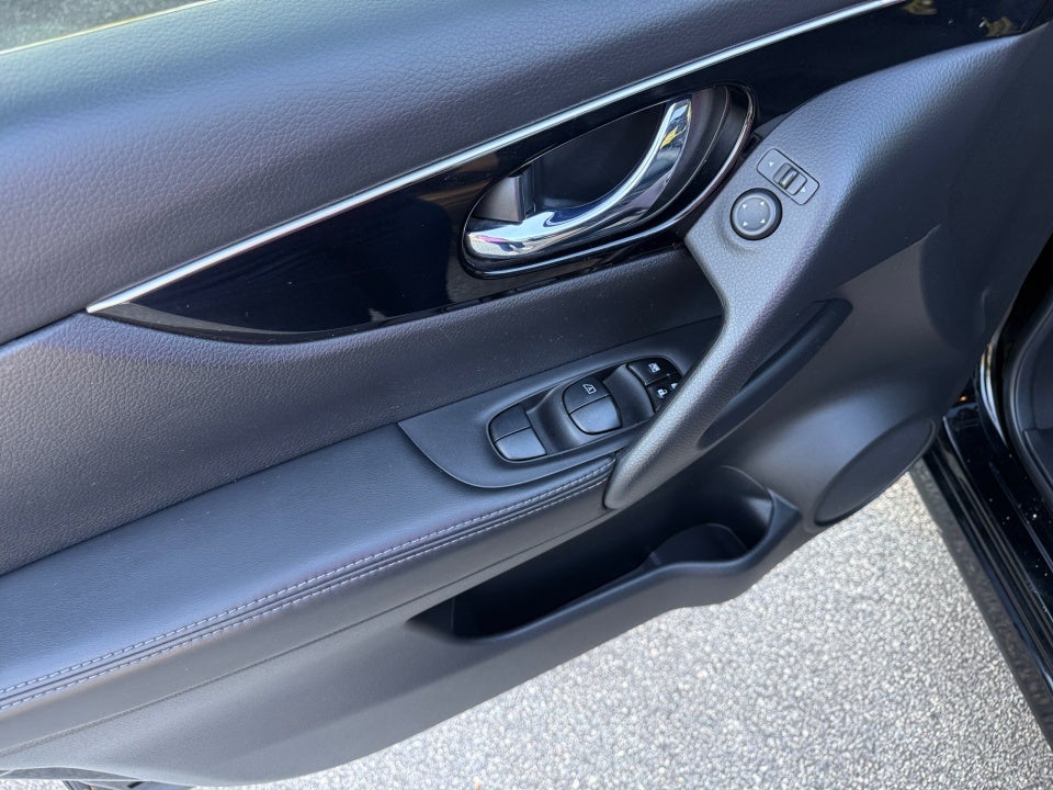 2017 Nissan Rogue Sport SL