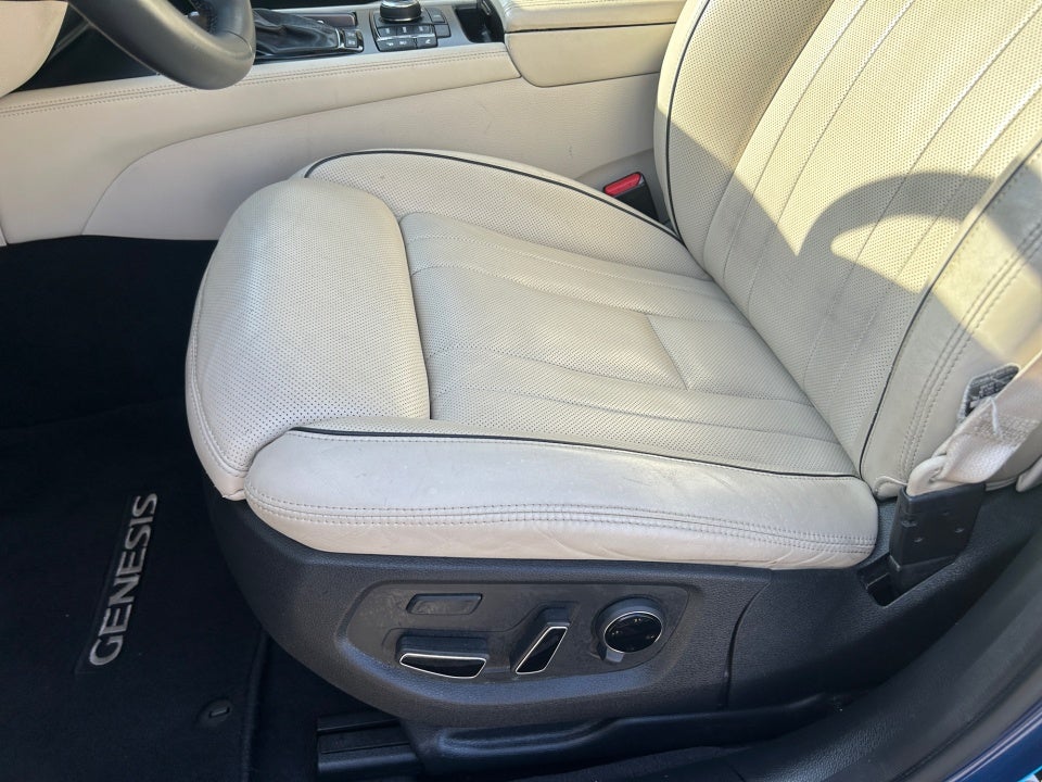 2016 Hyundai Genesis 3.8