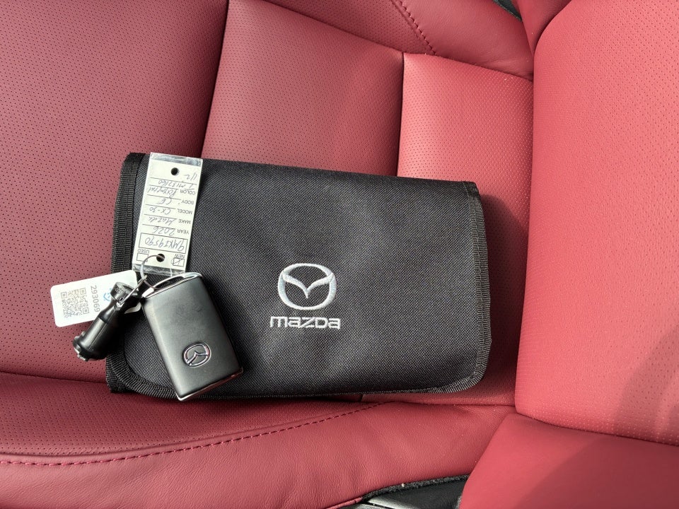 2026 Mazda Mazda CX-30 2.5 S Carbon Edition