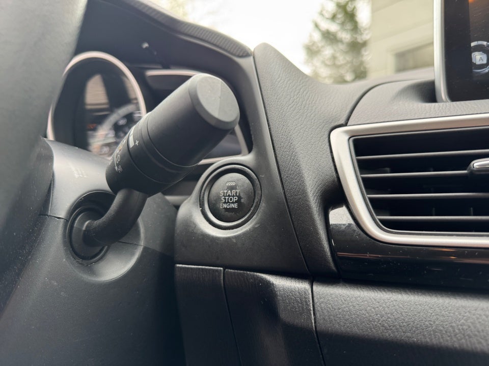 2016 Mazda Mazda3 i Sport