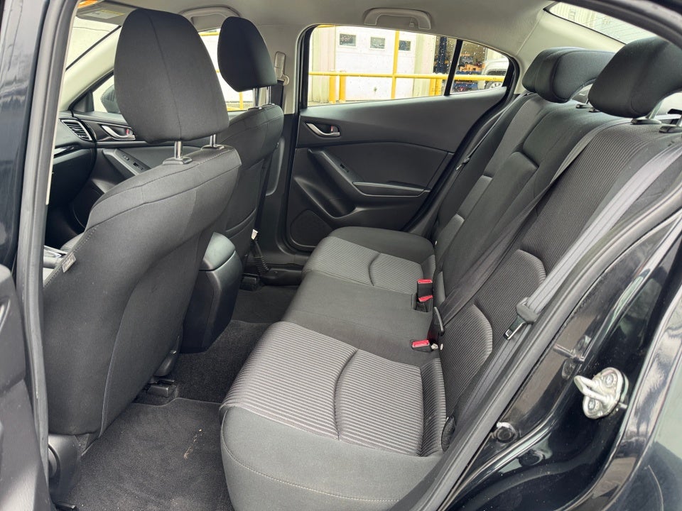 2016 Mazda Mazda3 i Sport