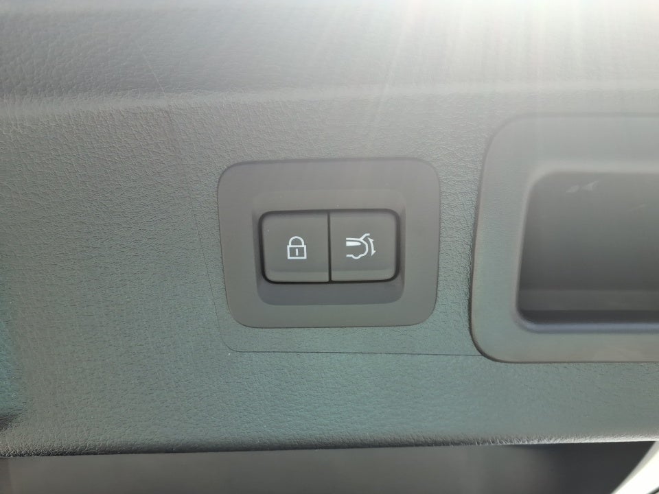 2025 Mazda Mazda CX-50 Hybrid Preferred Package