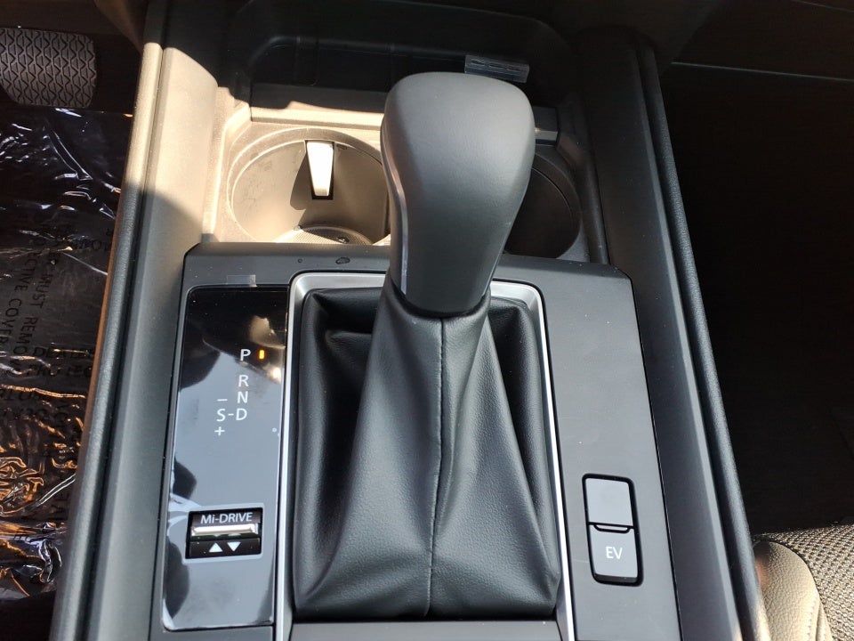2025 Mazda Mazda CX-50 Hybrid Preferred Package