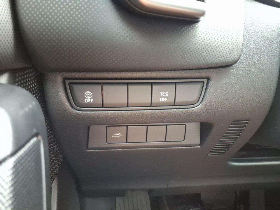 2025 Mazda Mazda CX-50 2.5 S Preferred Package