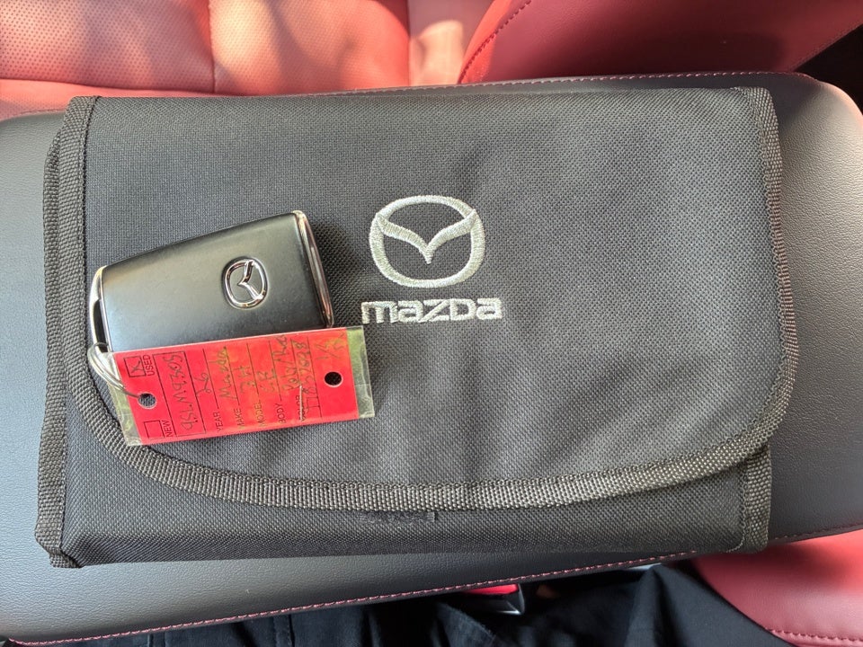 2026 Mazda Mazda3 Hatchback 2.5 S Carbon Edition