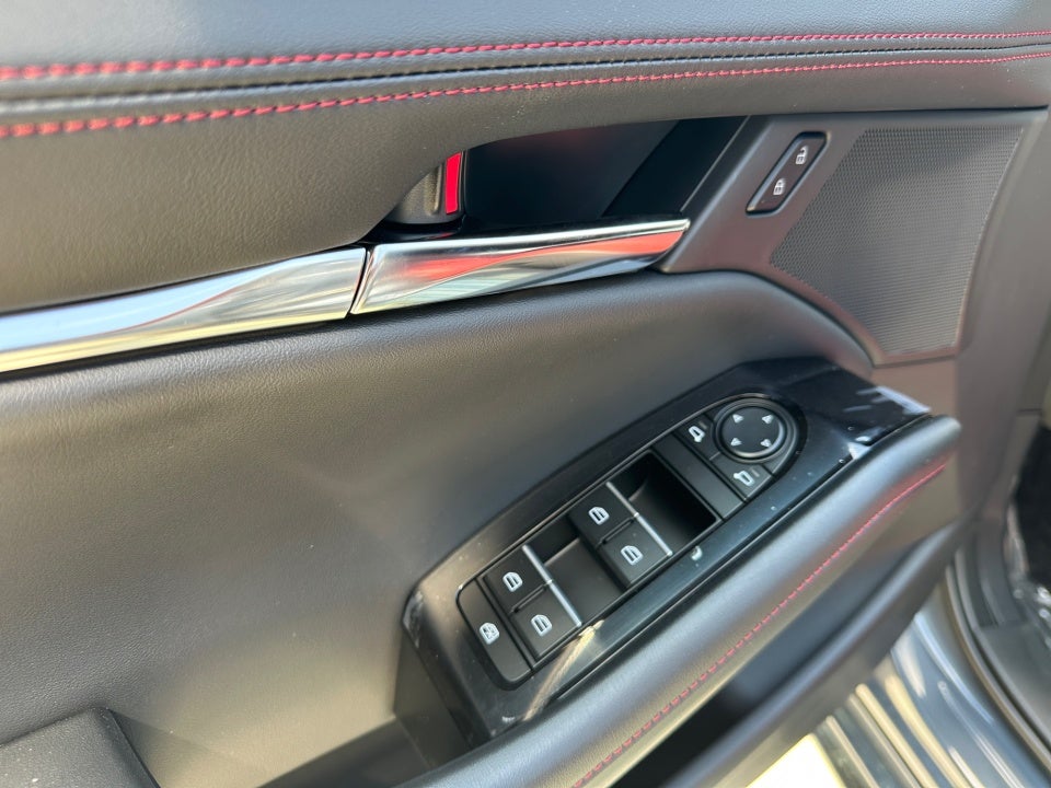 2026 Mazda Mazda3 Hatchback 2.5 S Carbon Edition