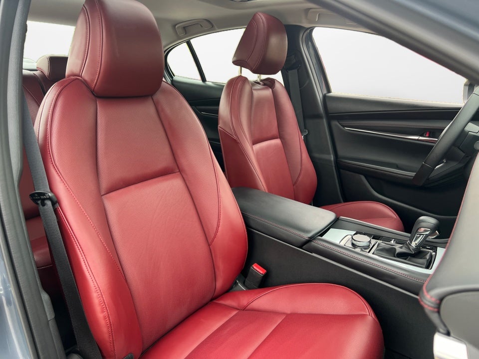 2026 Mazda Mazda3 Sedan 2.5 S Carbon Edition