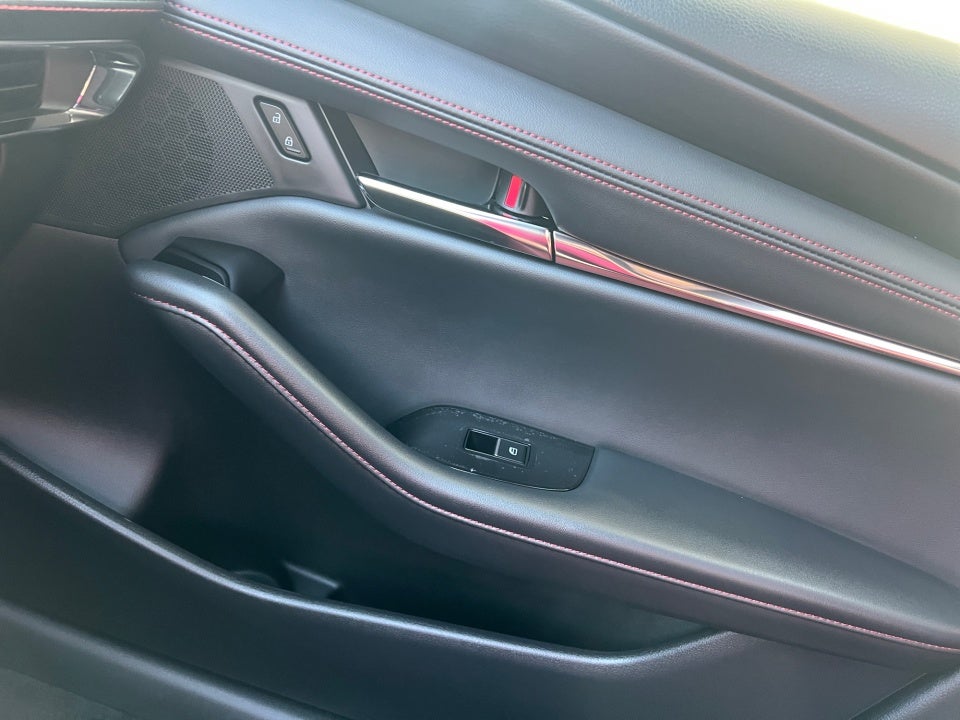 2026 Mazda Mazda3 Hatchback 2.5 S Carbon Edition