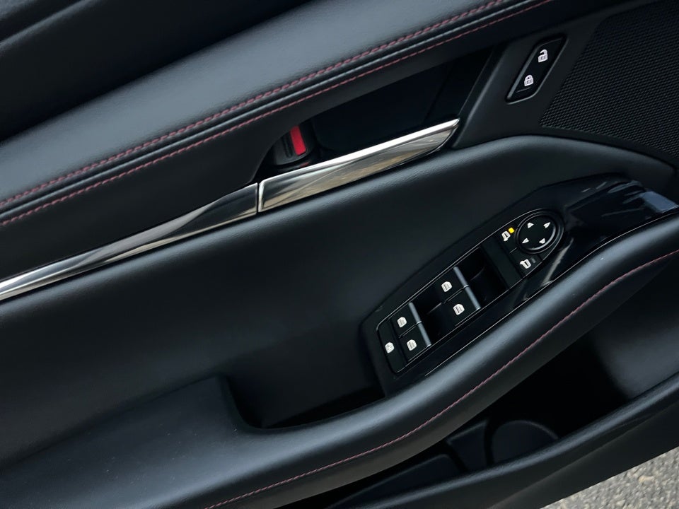 2026 Mazda Mazda3 Hatchback 2.5 S Carbon Edition