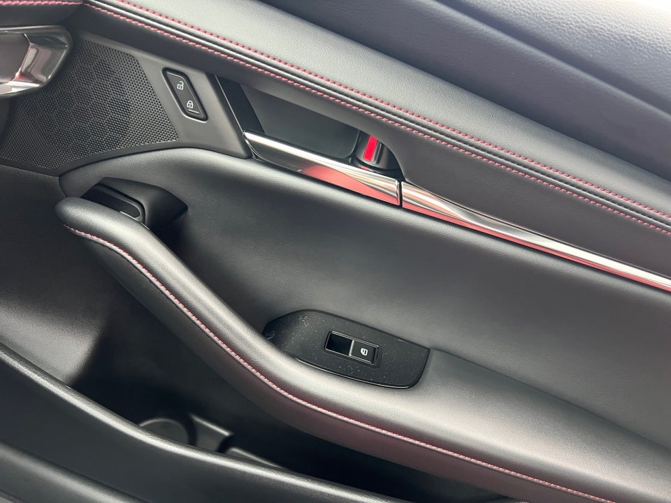 2026 Mazda Mazda3 Hatchback 2.5 S Carbon Edition