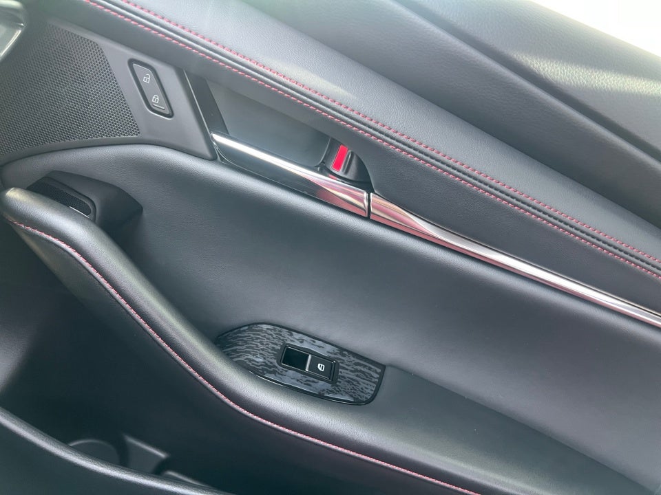 2026 Mazda Mazda3 Hatchback 2.5 S Carbon Edition