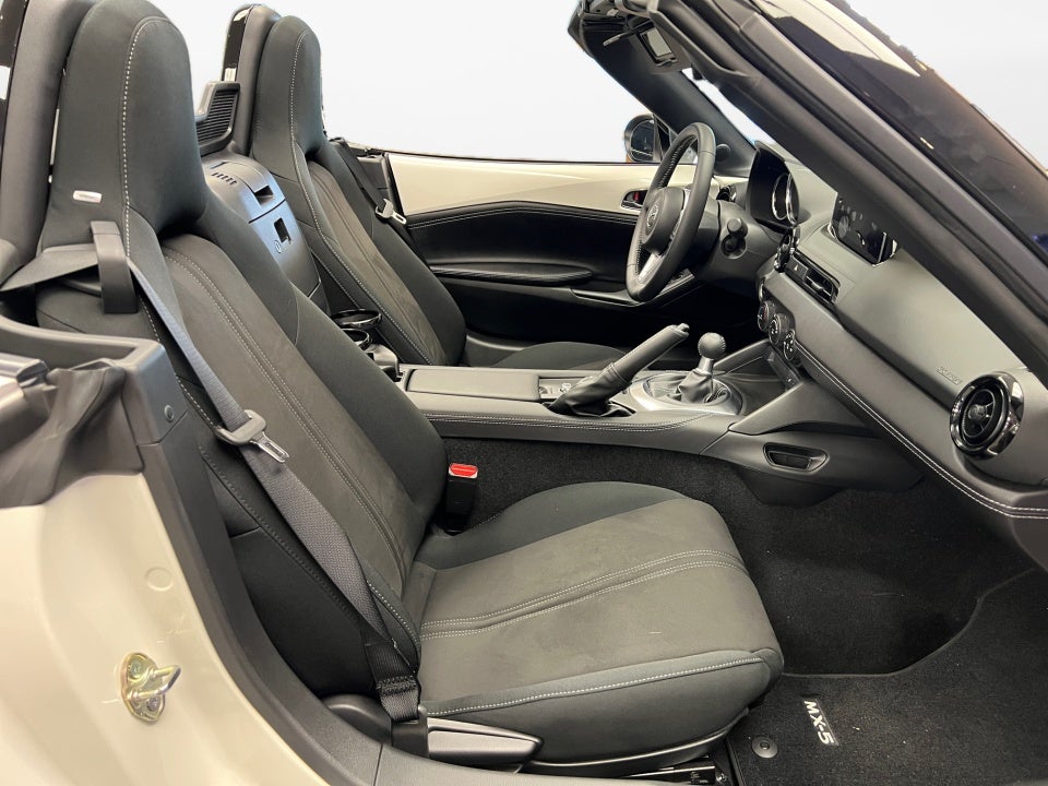 2025 Mazda Mazda MX-5 Miata Club