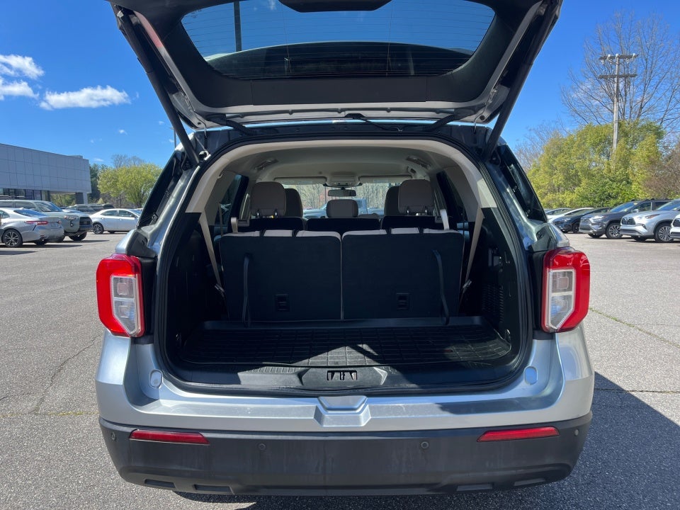 2020 Ford Explorer Base