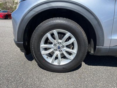 2020 Ford Explorer Base