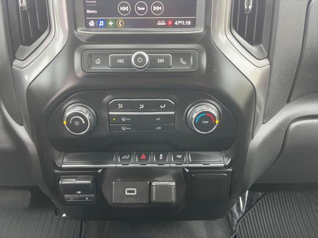 2020 Chevrolet Silverado 2WD Crew Cab Short Bed Custom