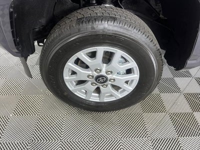 2025 Toyota TACOMA SR5 SR5