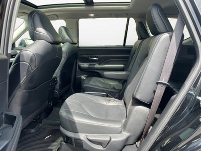 2024 Toyota GRAND HIGHLANDER Platinum