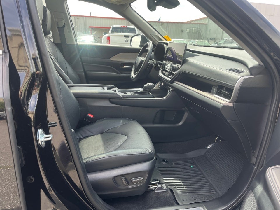 2024 Toyota GRAND HIGHLANDER Platinum
