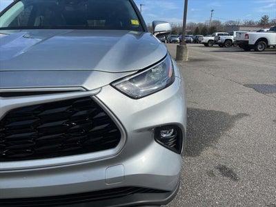 2025 Toyota HIGHLANDER HEV XLE