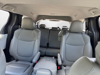 2025 Toyota Sienna XLE