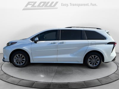 2025 Toyota SIENNA XLE XLE 8 Passenger