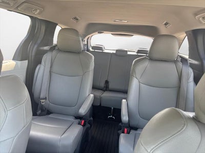 2025 Toyota Sienna XLE