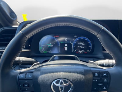 2025 Toyota Toyota Crown Signia Limited