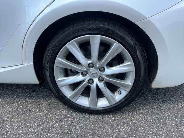 2016 Lexus IS 4dr Sdn AWD