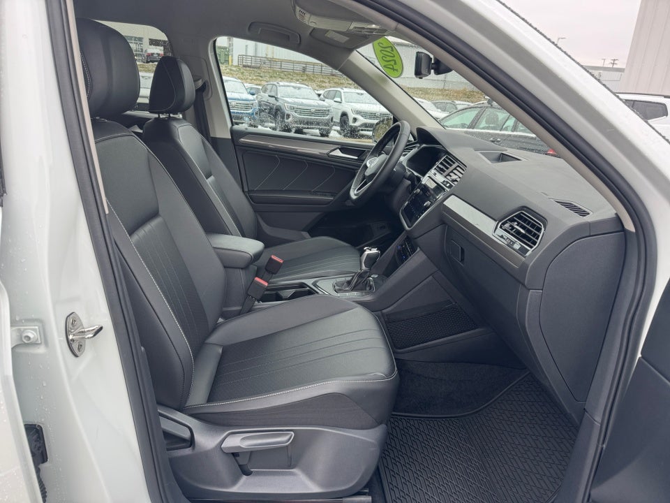 2024 Volkswagen Tiguan 2.0T SE