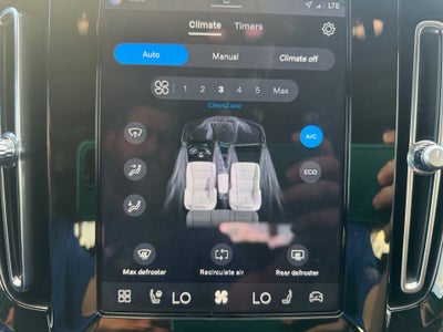 2021 Volvo XC40 Recharge Pure Electric P8