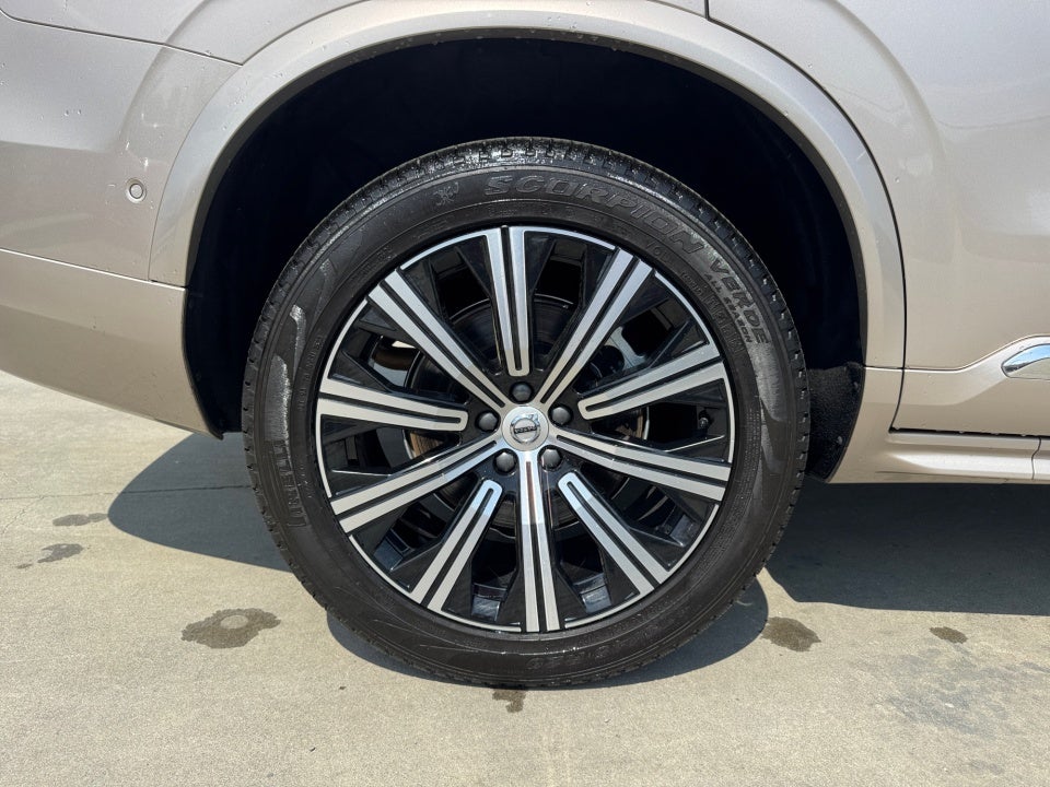 2024 Volvo XC90 B6 Plus Bright Theme 7-Seater