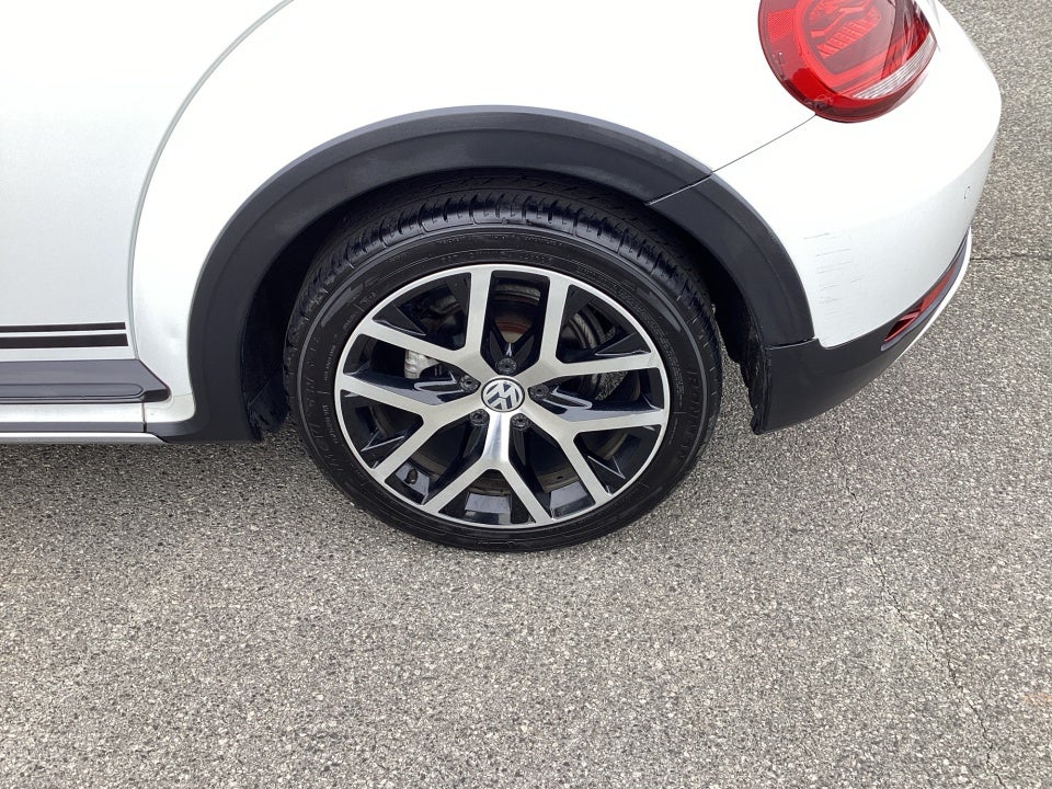 2018 Volkswagen Beetle 2.0T Dune