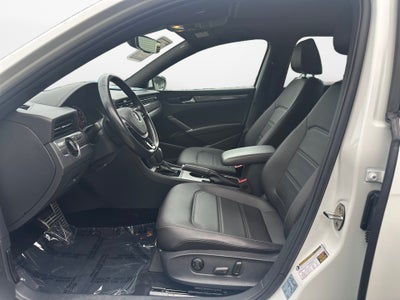 2021 Volkswagen Passat 2.0T R-Line