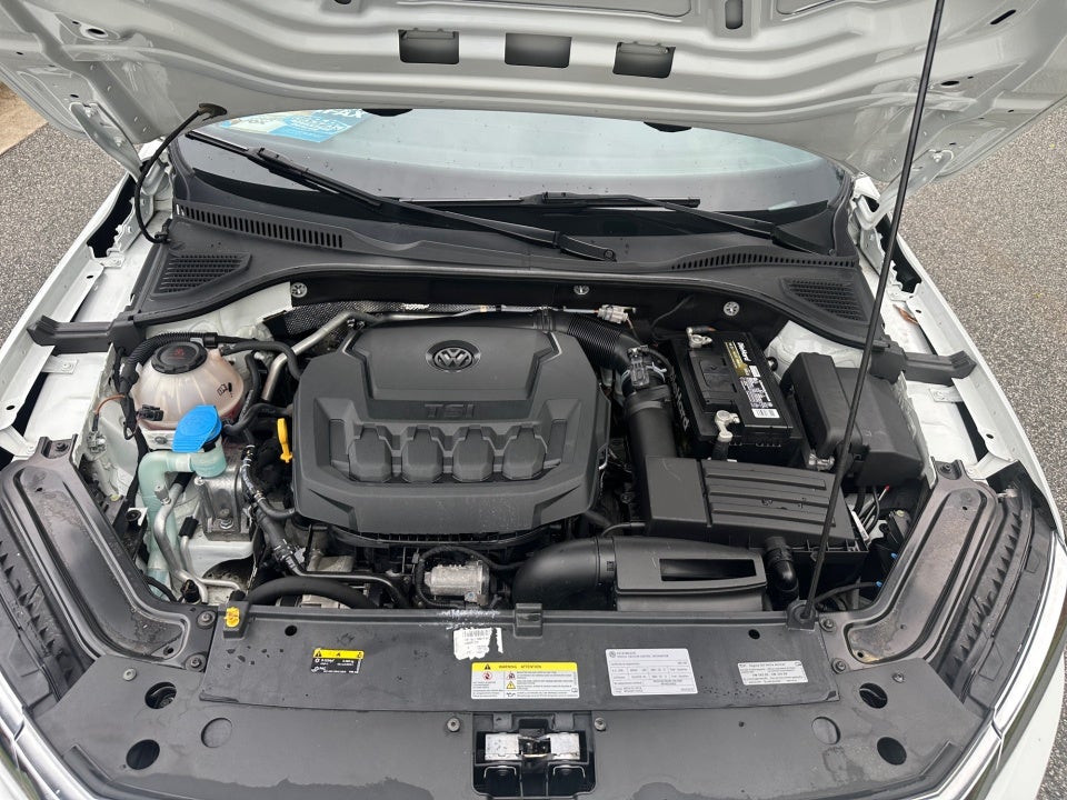 2021 Volkswagen Passat 2.0T R-Line