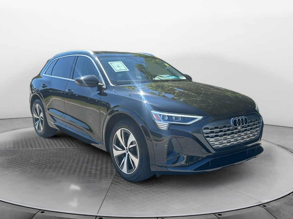 2024 Audi Q8 e-tron Premium Plus