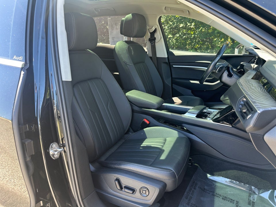 2024 Audi Q8 e-tron Premium Plus