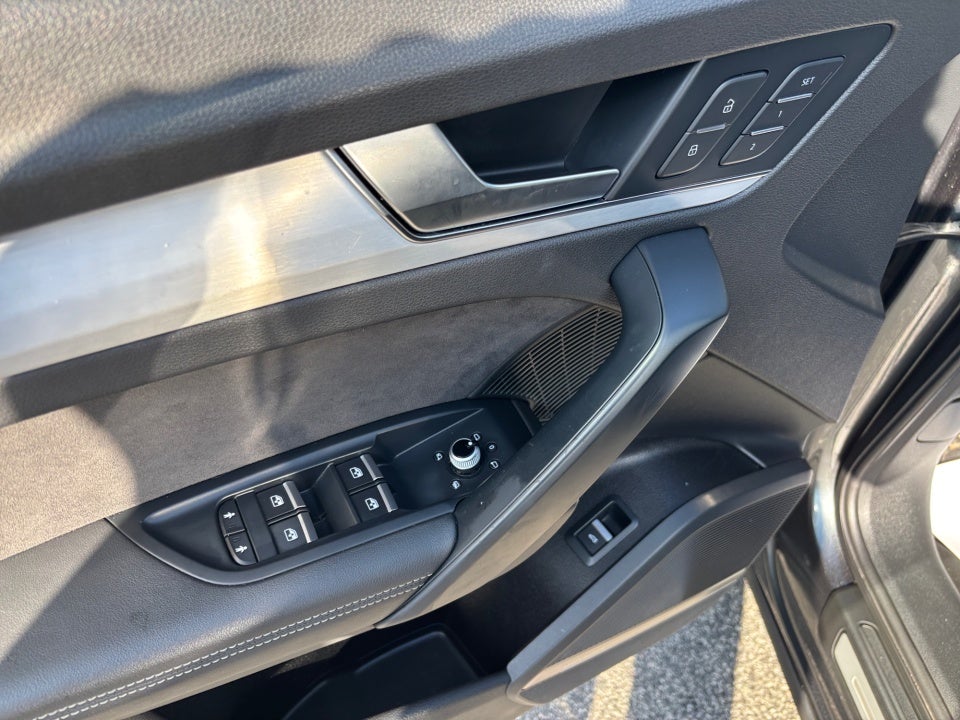 2020 Audi SQ5 Premium Plus TFSI quattro Tiptronic