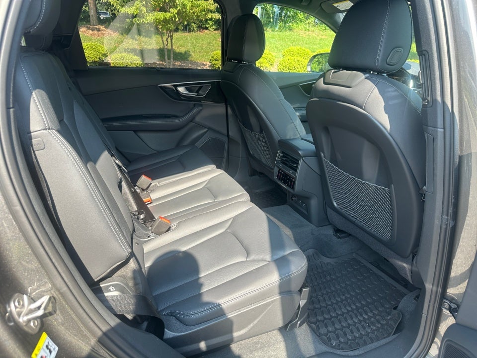 2026 Audi Q7 Premium Plus