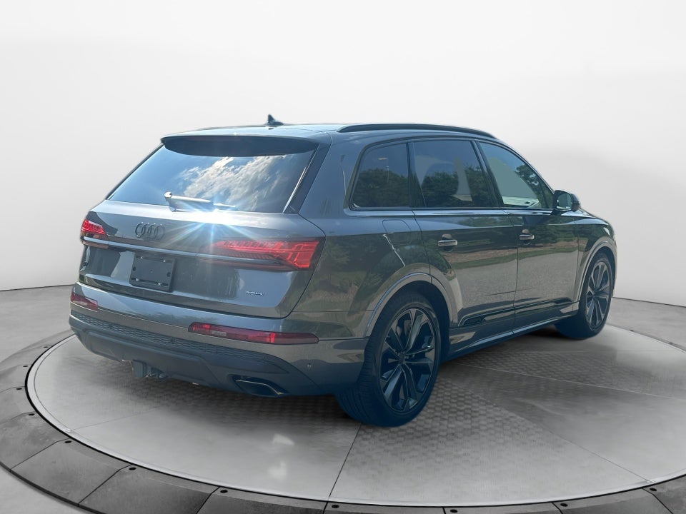 2026 Audi Q7 Premium Plus