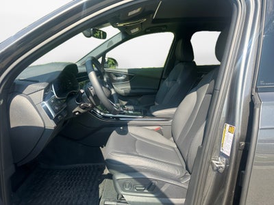 2026 Audi Q7 Premium Plus
