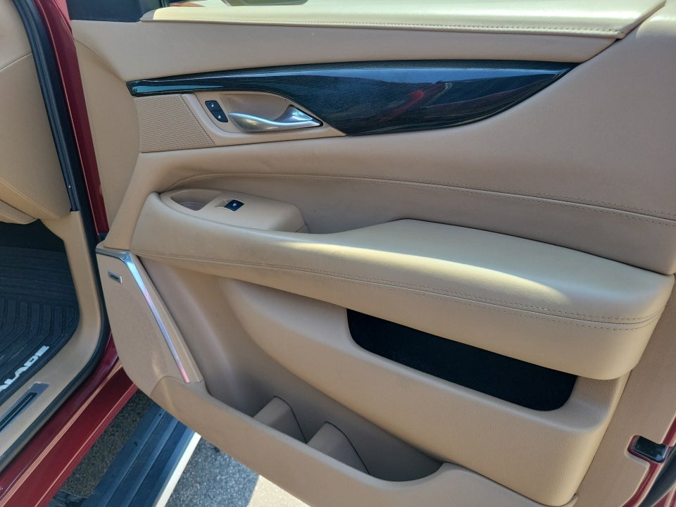 2019 Cadillac Escalade Platinum
