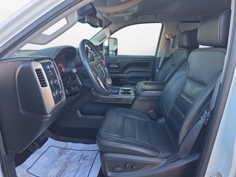2016 GMC Sierra 2500HD Denali